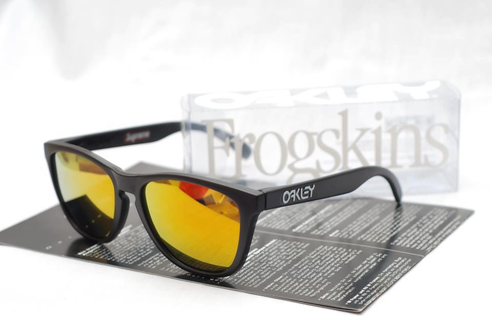 Oakley Frogskins Supreme Oakley Frogskins Supreme